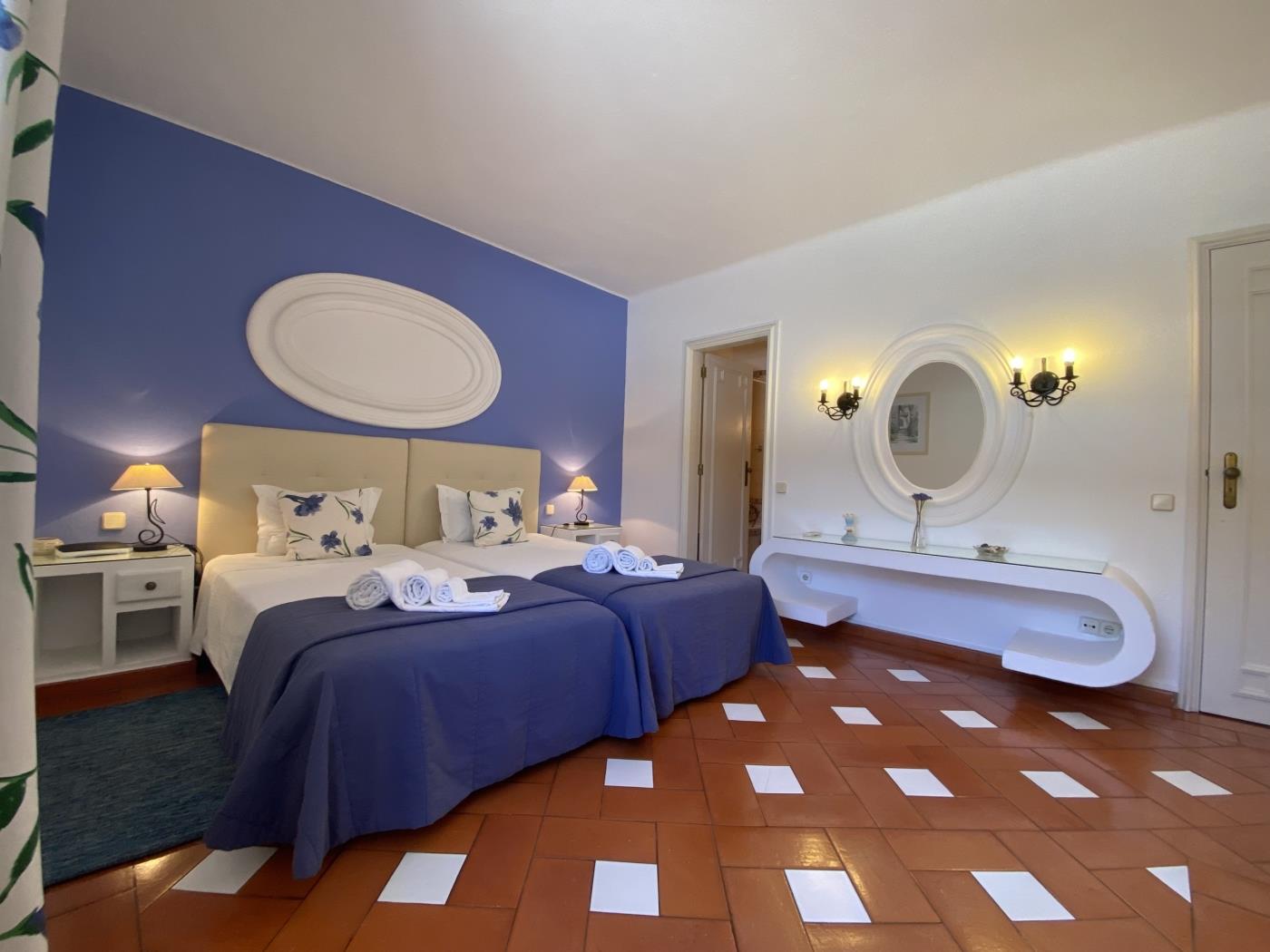 image 405 Porta da Vila 9