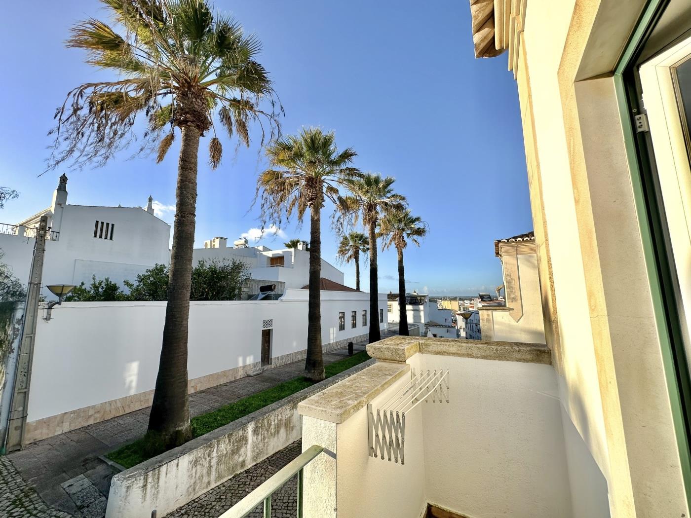 image 406 Porta da Vila 13