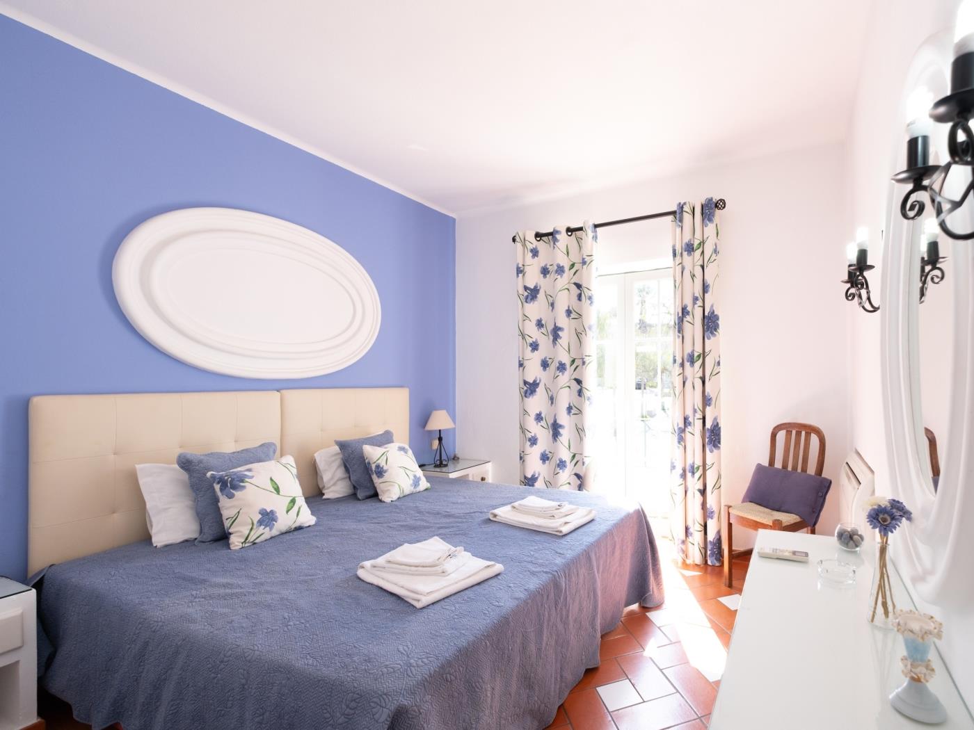 image 406 Porta da Vila 1