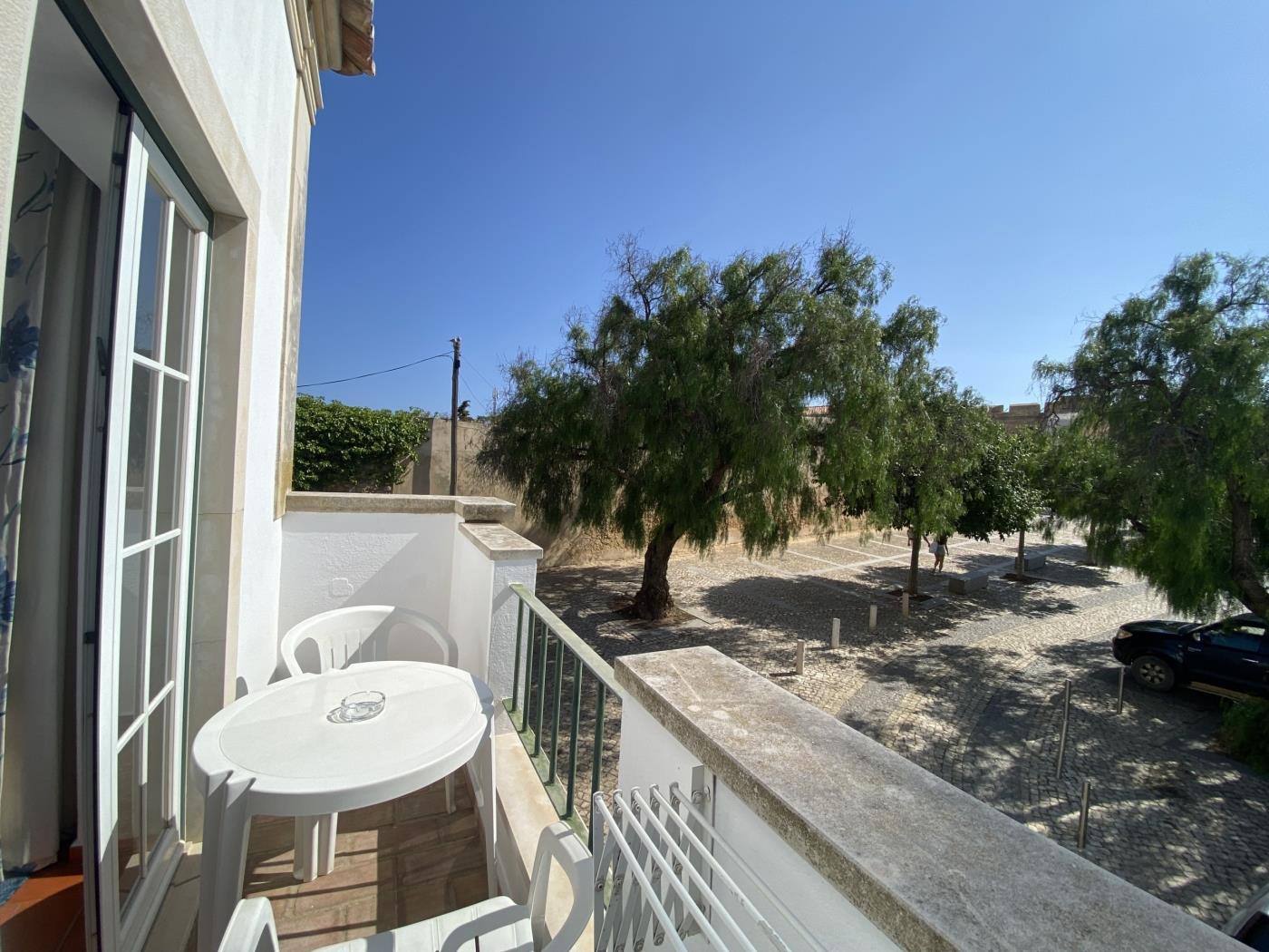 image 406 Porta da Vila 3