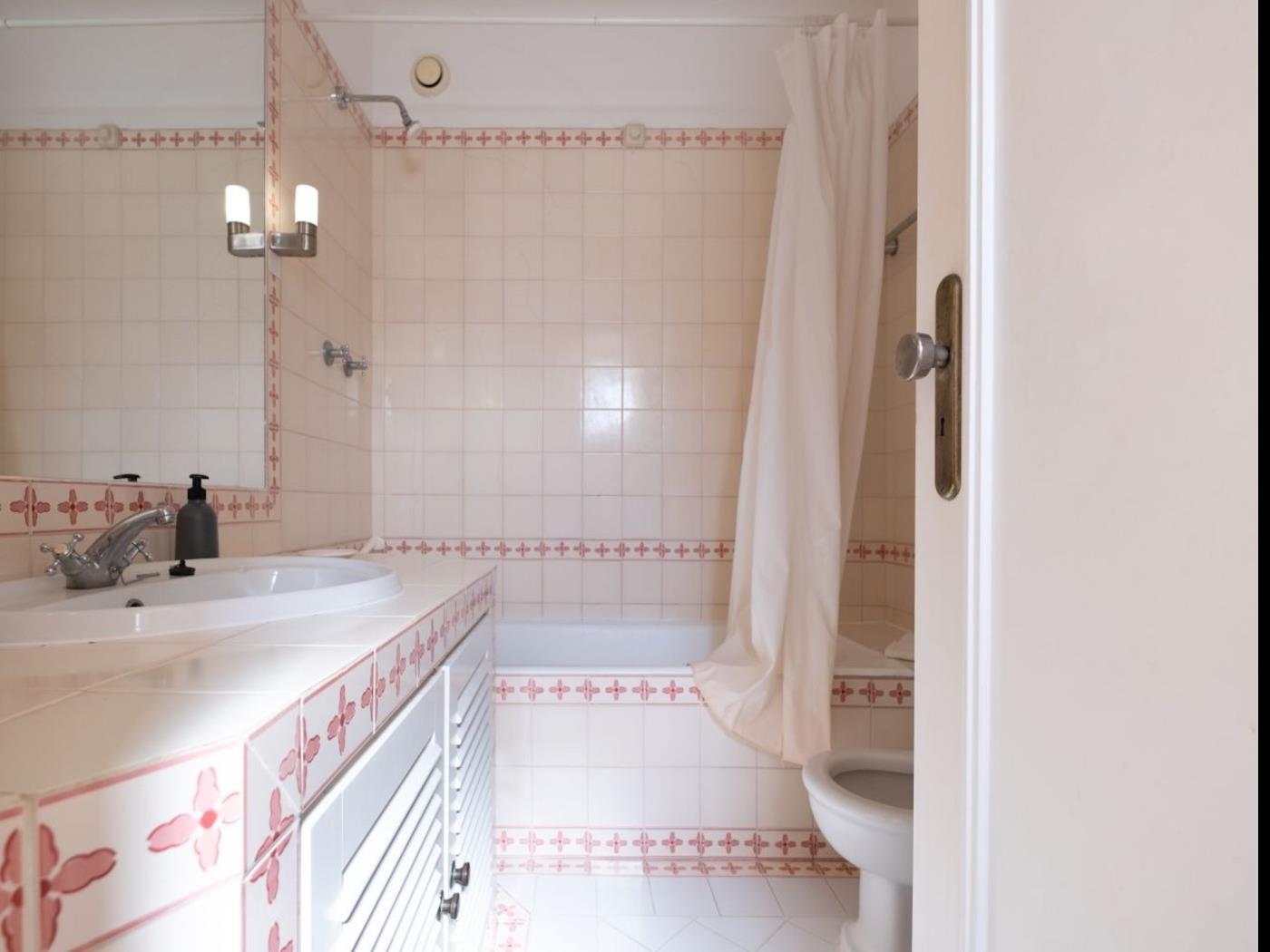 image 408 Porta da Vila 10