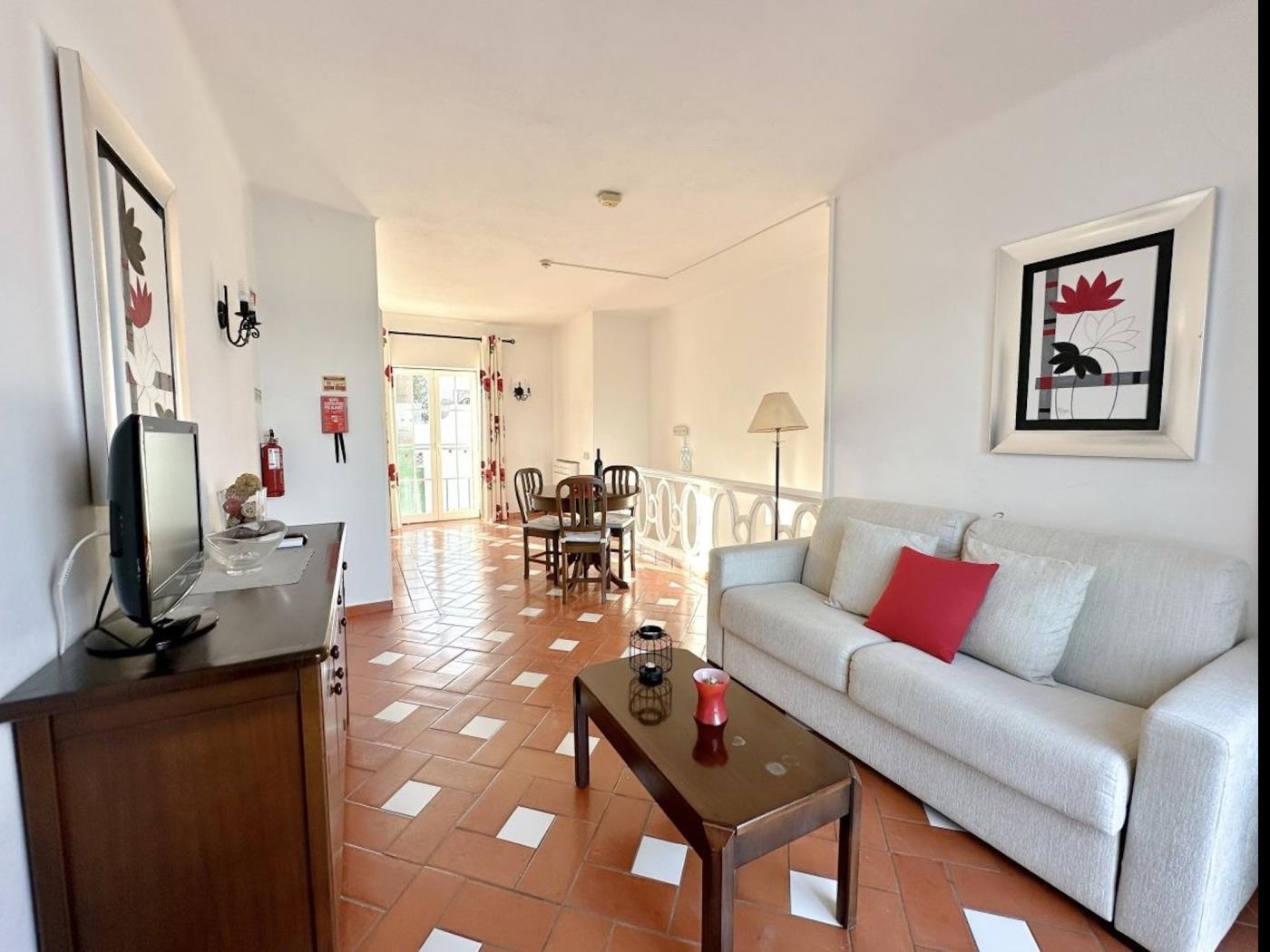 image 408 Porta da Vila 3