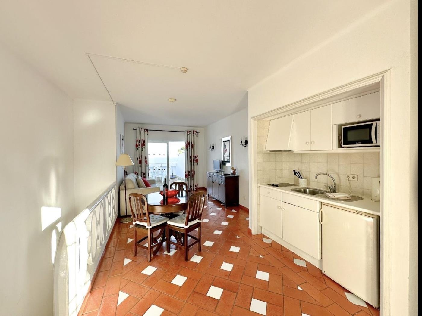 image 408 Porta da Vila 4