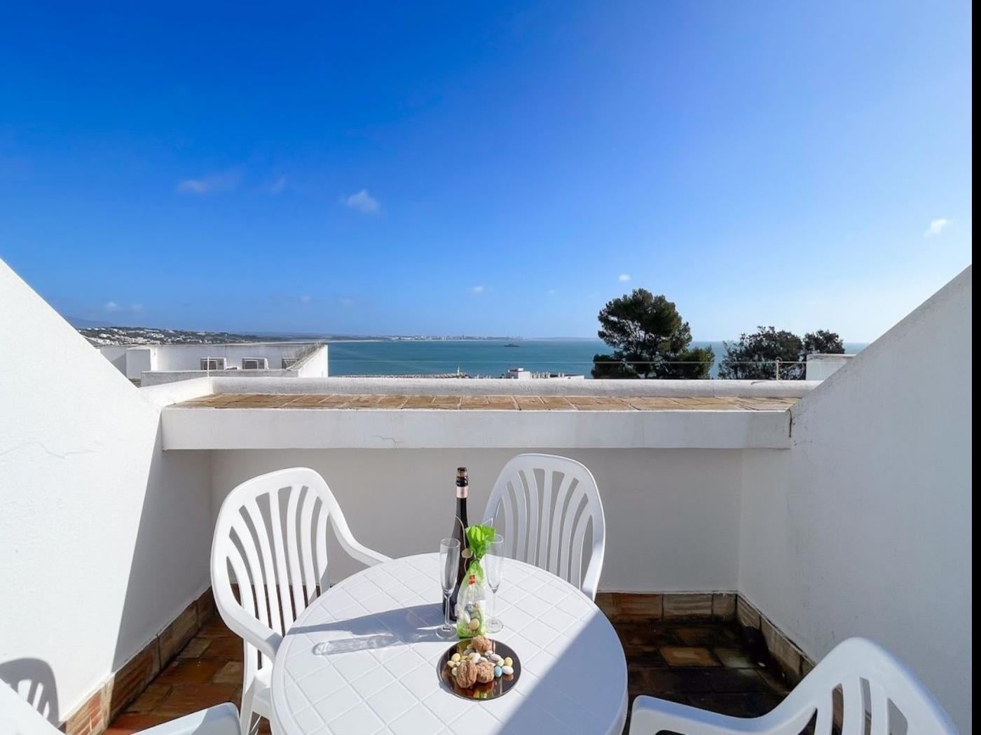 image 409 Porta da Vila 1