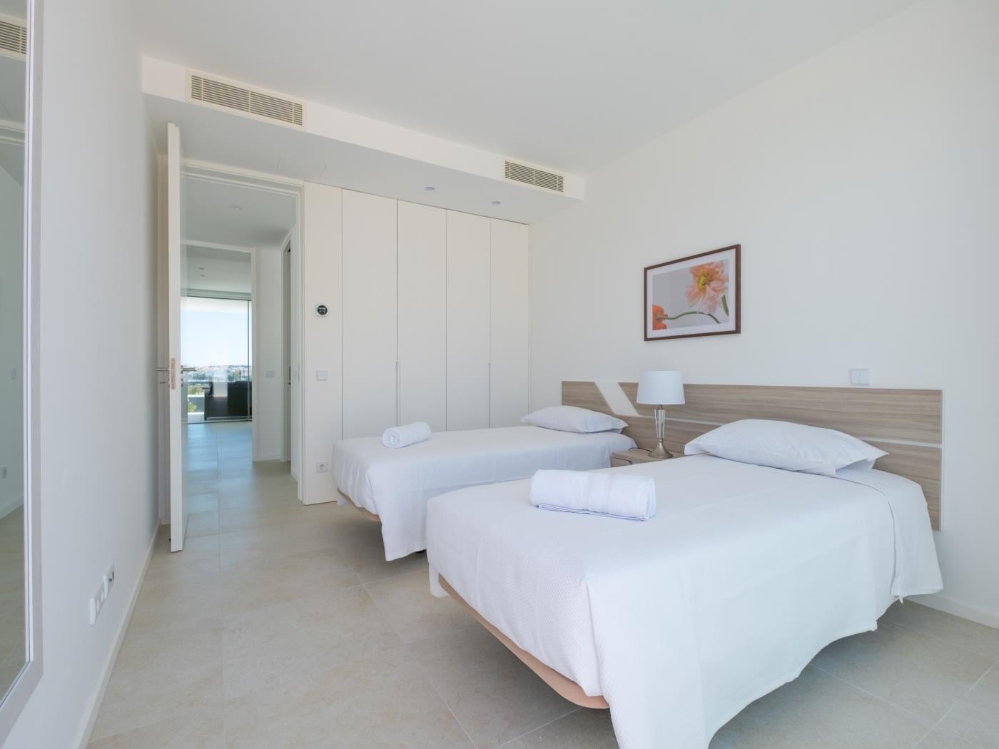 image Encosta Do Sol 18