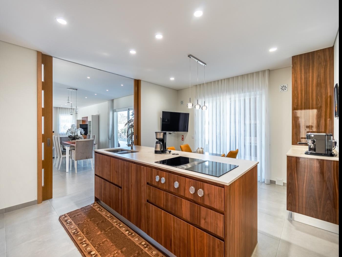 image Holiday House Beach Porto Mós 10