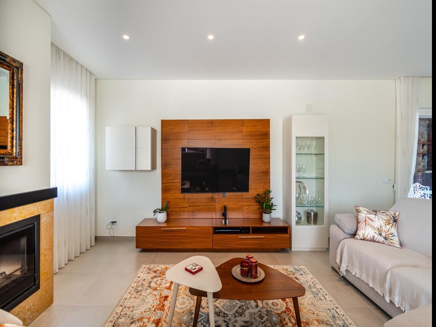 image Holiday House Beach Porto Mós 18