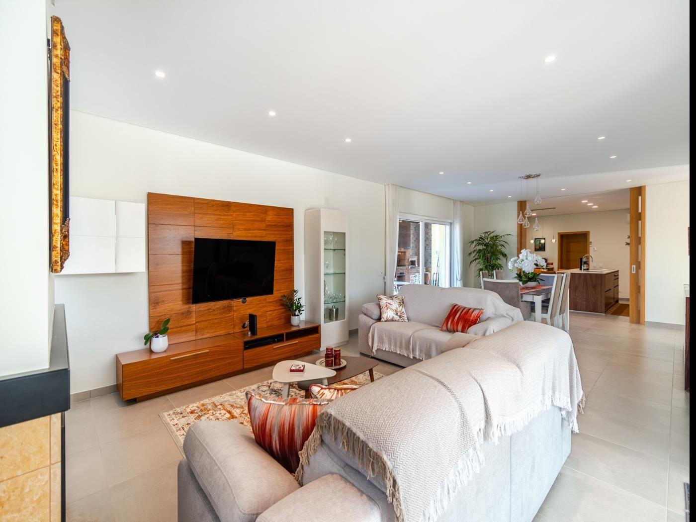 image Holiday House Beach Porto Mós 19