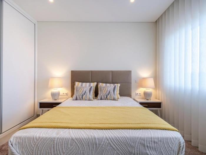 image Holiday House Beach Porto Mós 24