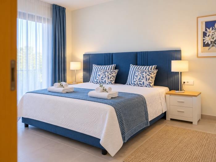 image Holiday House Beach Porto Mós 26