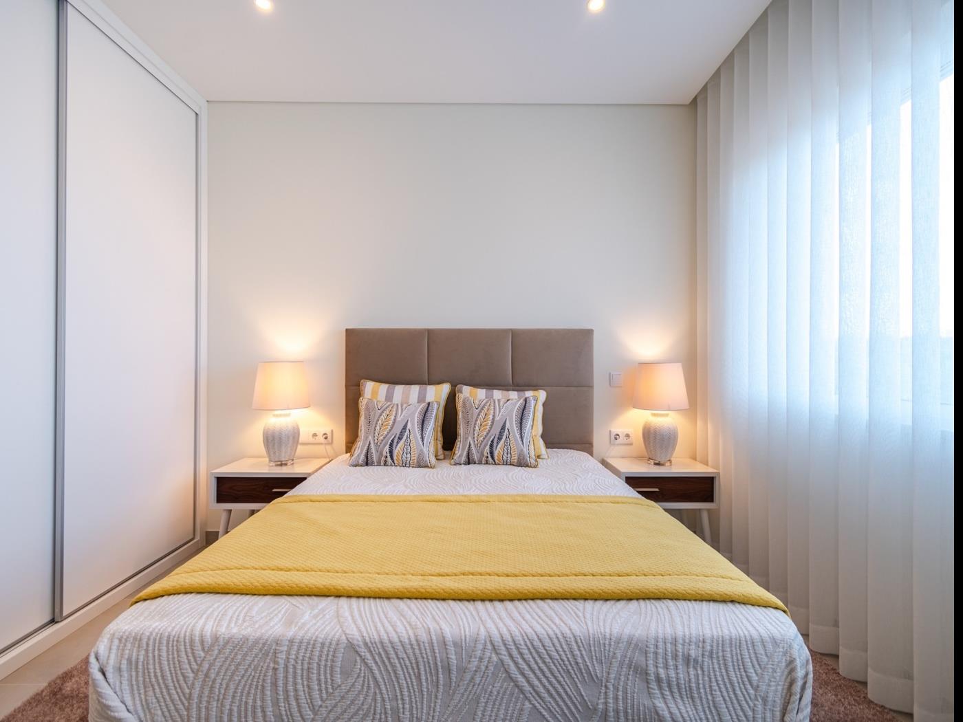 image Holiday House Beach Porto Mós 28