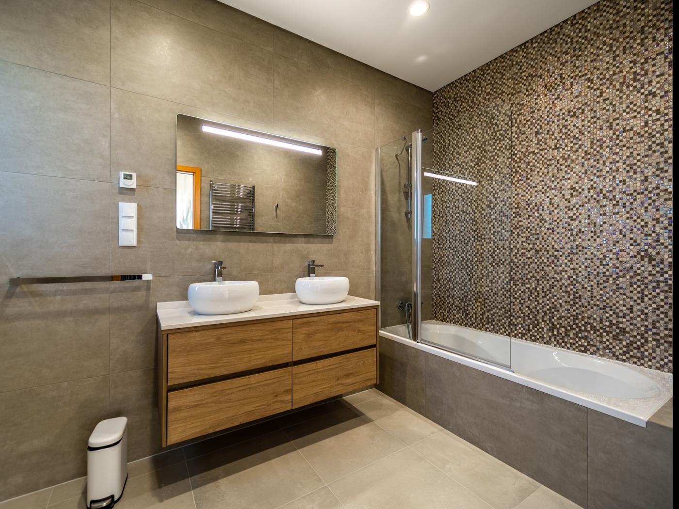 image Holiday House Beach Porto Mós 31