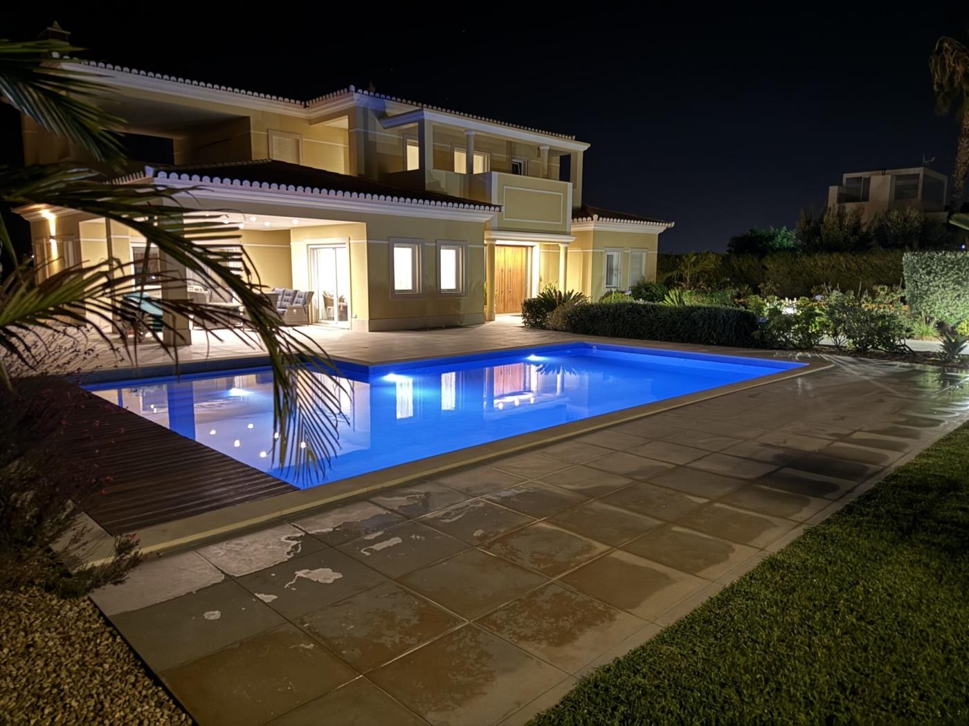 image Holiday House Beach Porto Mós 42