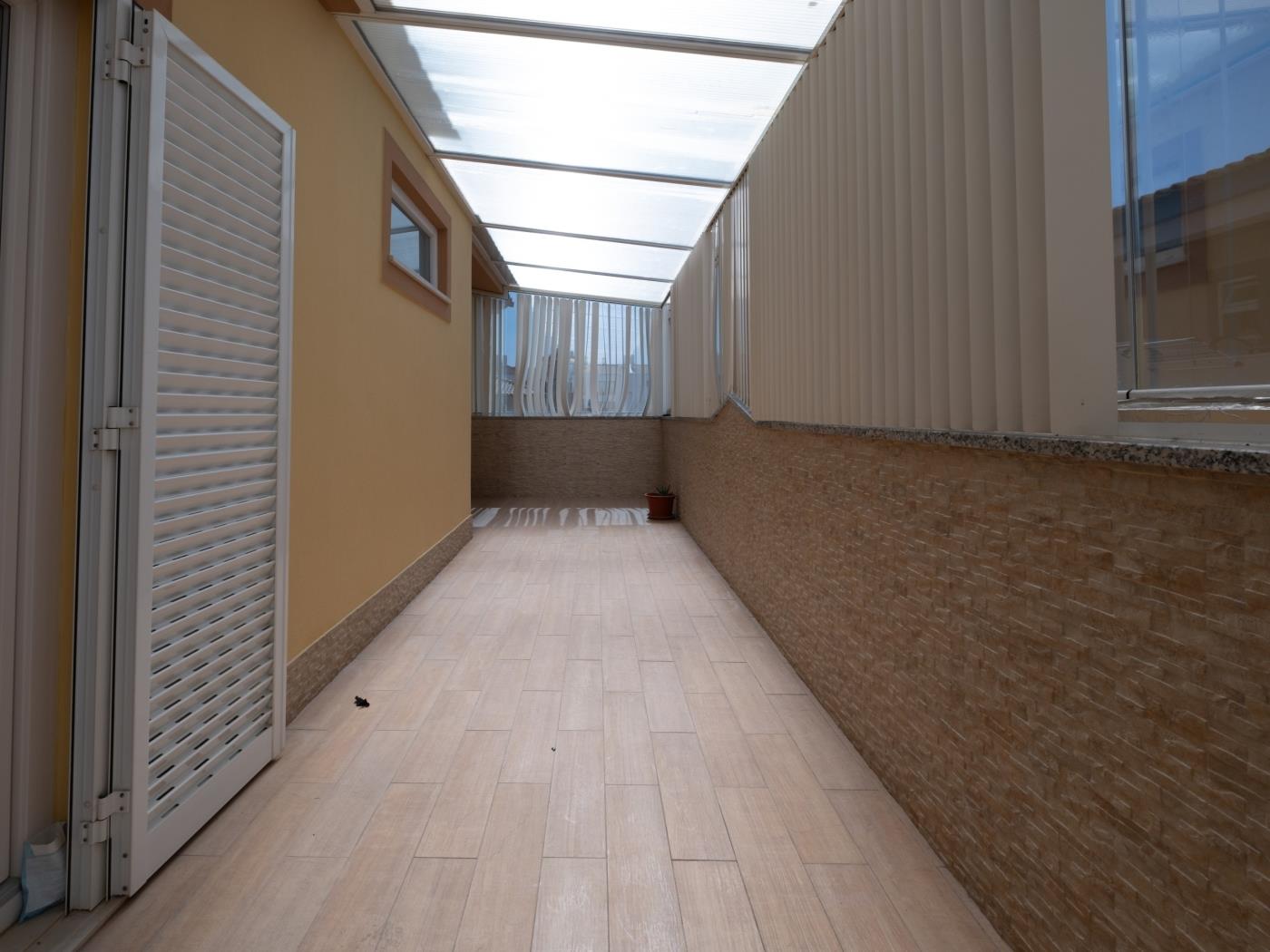 image Holiday House Praia D. Ana 26