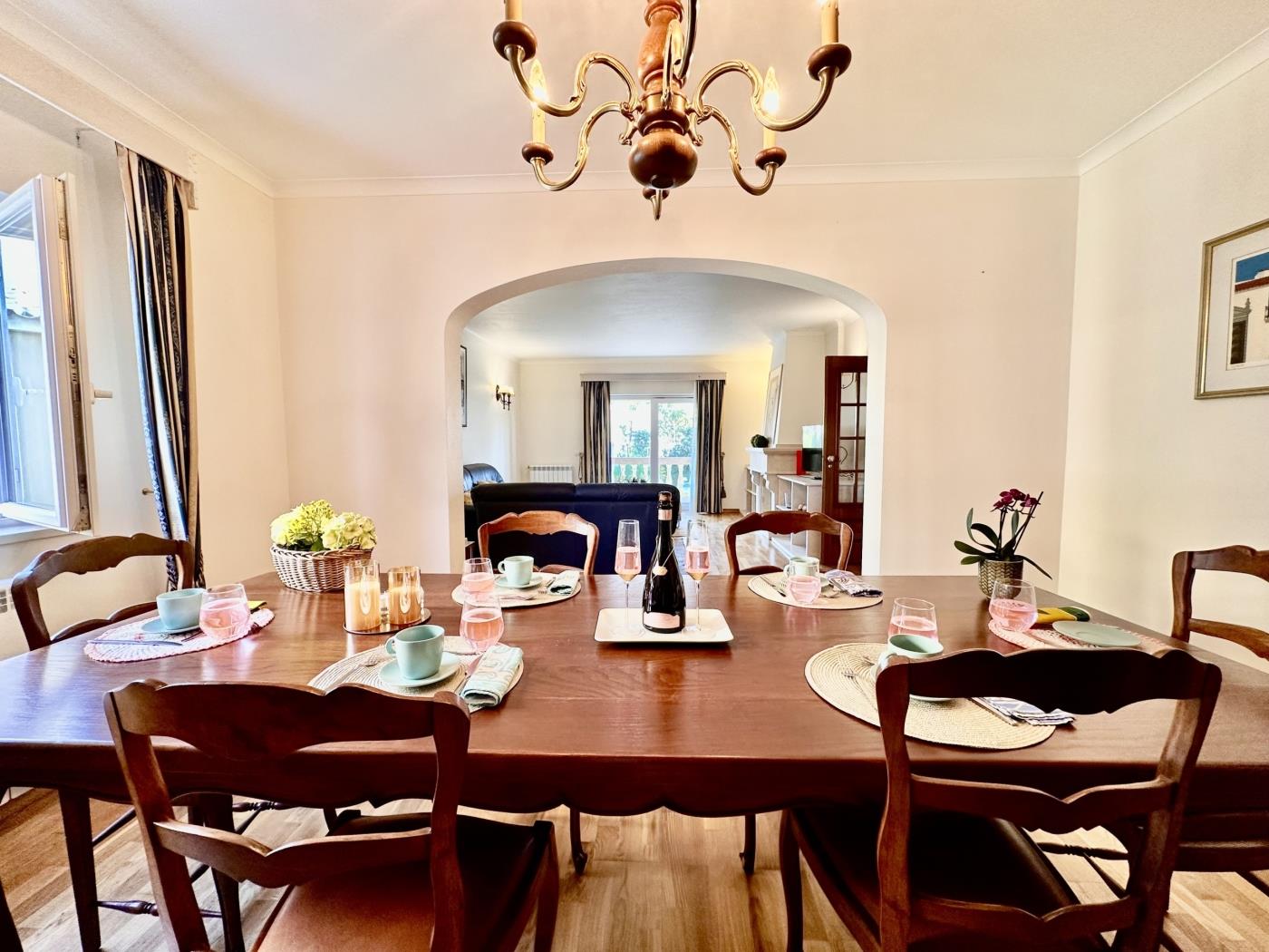 image Holiday House Praia D. Ana 7