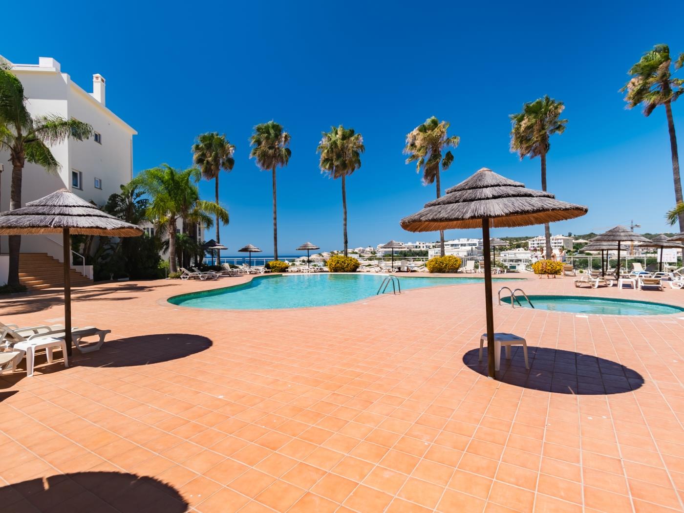 image Holidays Beach Apartment Porto de Mós 0