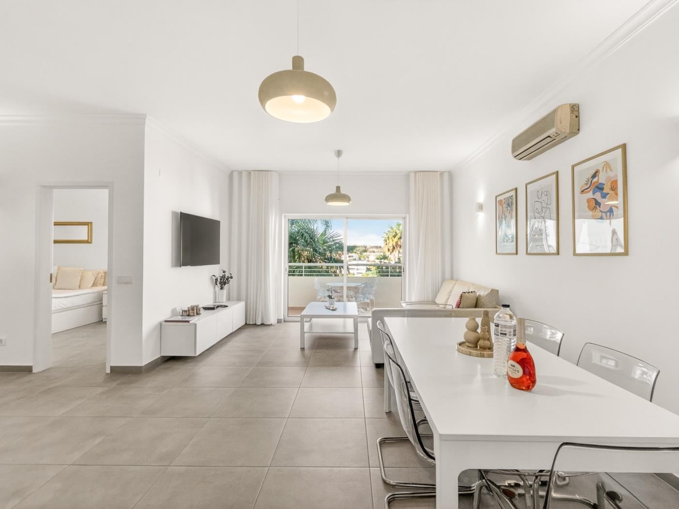 image Holidays Beach Apartment Porto de Mós 4