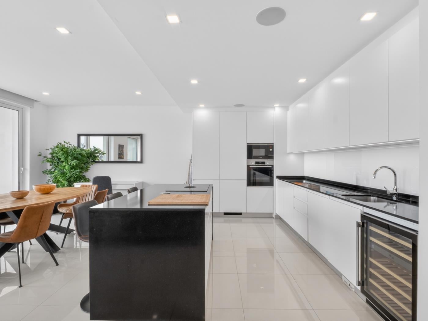 image Penthouse by the Marina 14