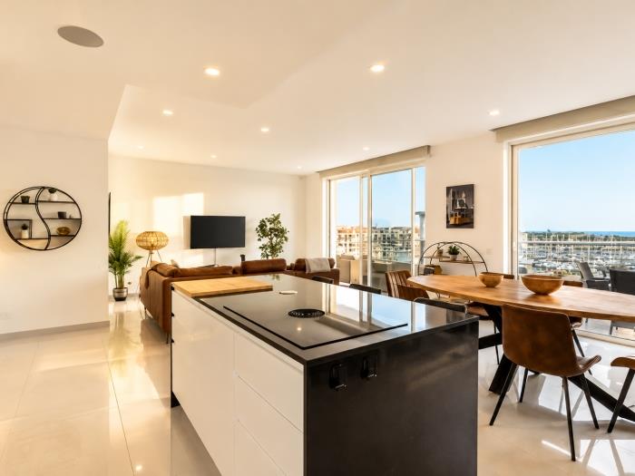 image Penthouse by the Marina 8