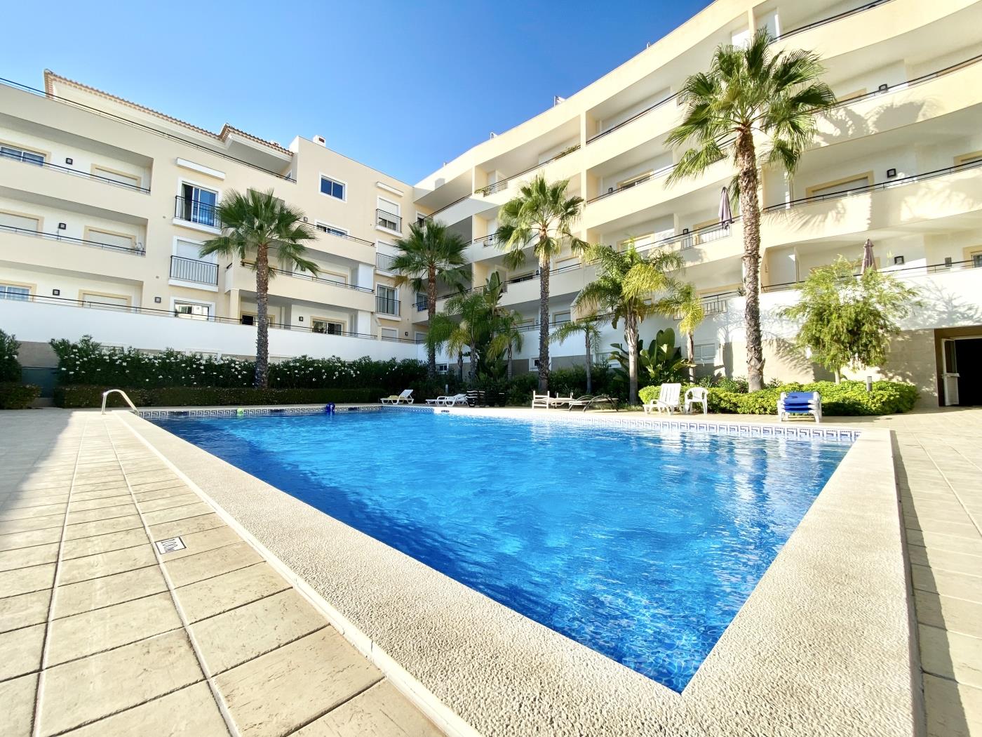 image Pool View 3 Bed Apartment 20