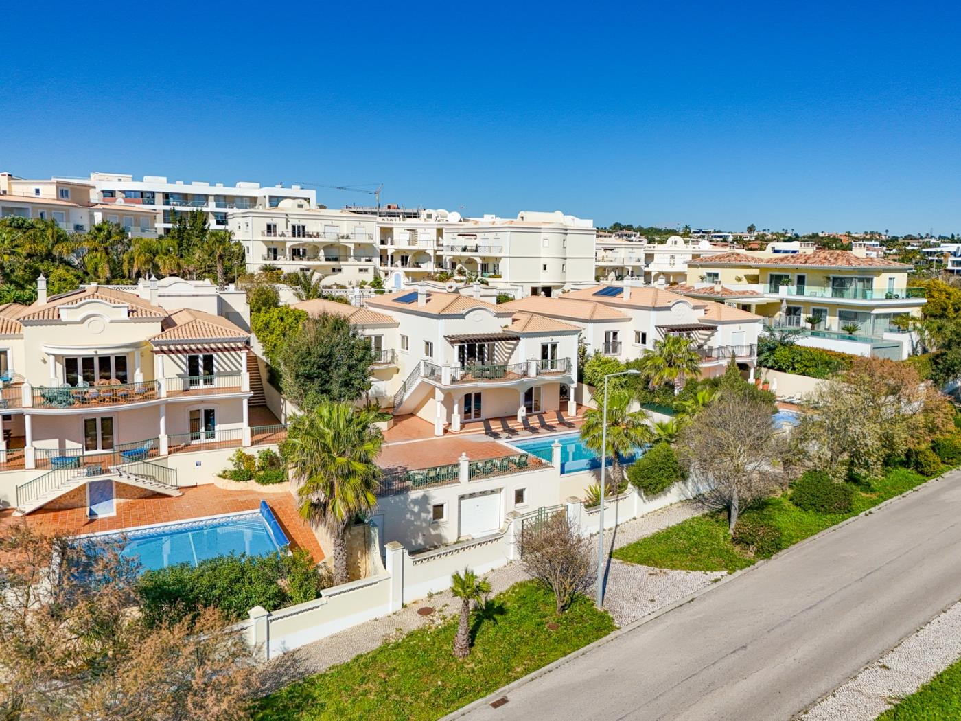 image Vila Limoeiro 23