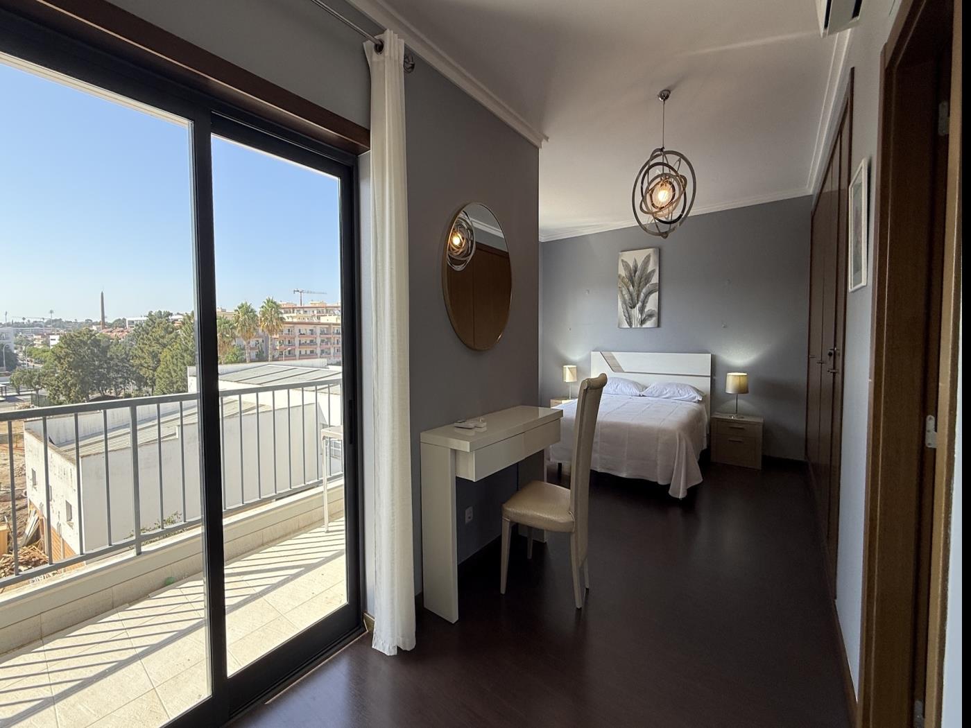 image Terraços Da Meia Praia 14