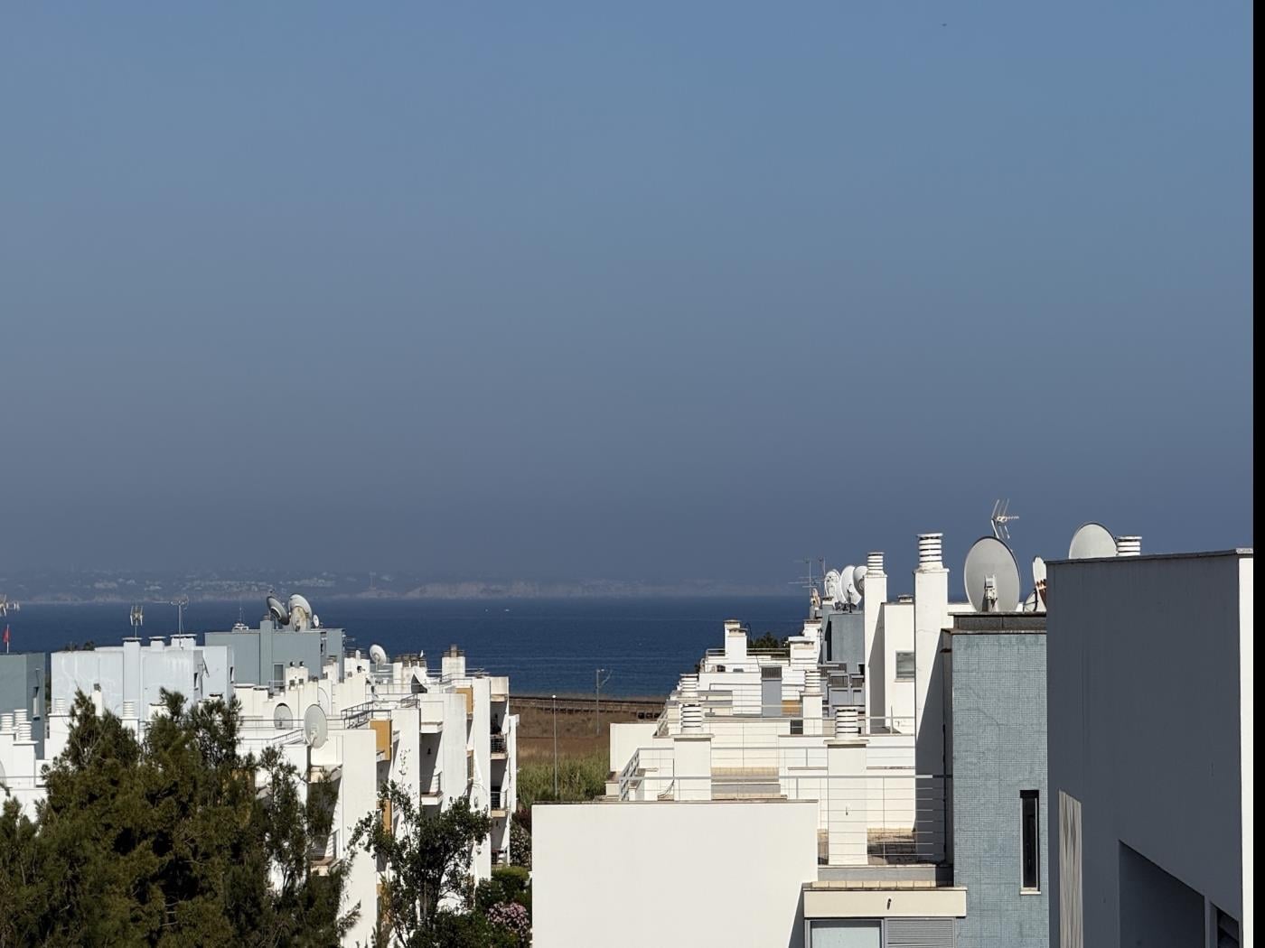 image Terraços Da Meia Praia 3