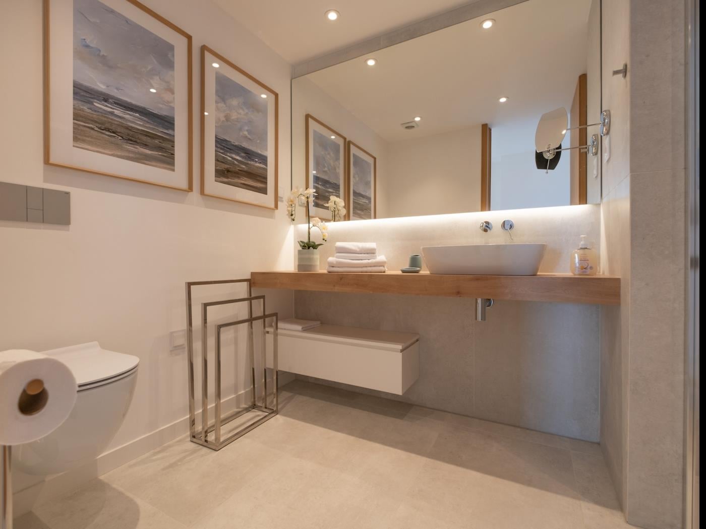 image Sea View Apartment 9