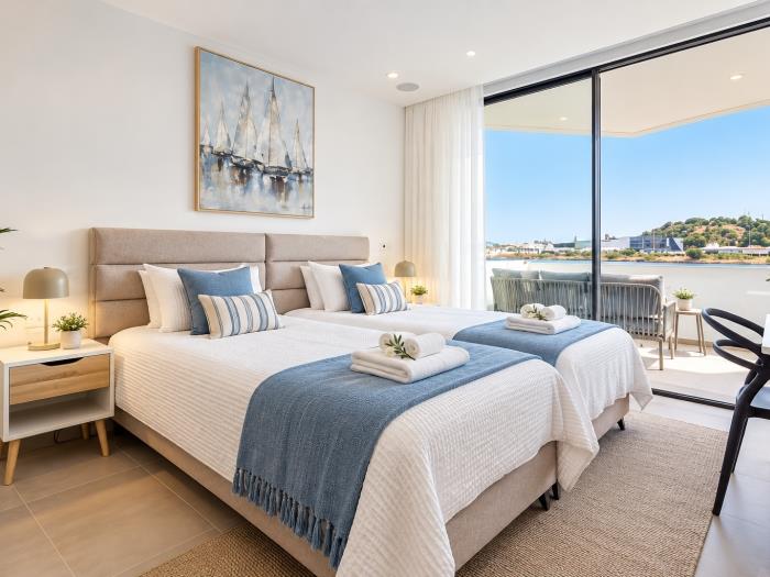 image Marina View Luxury 1